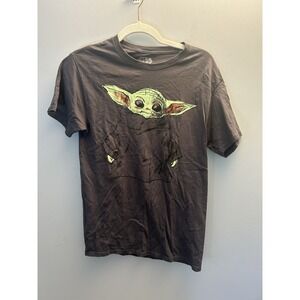 🌲 Mad Engine Star Wars‎ Charcoal Sketch Baby Yoda Mandolorian T Shirt Size Sm